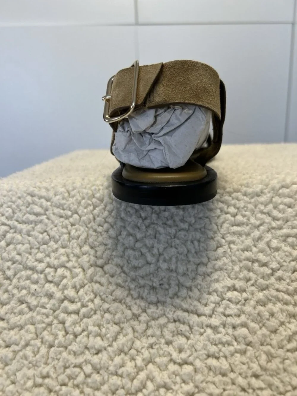 Everlane The City Strap Buckle Sandal Tan Suede Size 8.5M - Picture 10 of 11